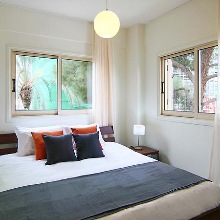 Phaedrus Living City View Luxury Iras Flat 102 니코시아 외부 사진