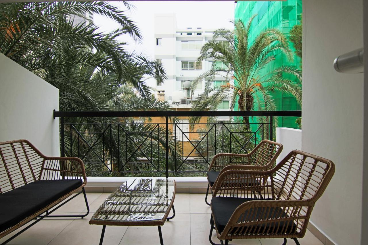 Phaedrus Living City View Luxury Iras Flat 102 니코시아 외부 사진